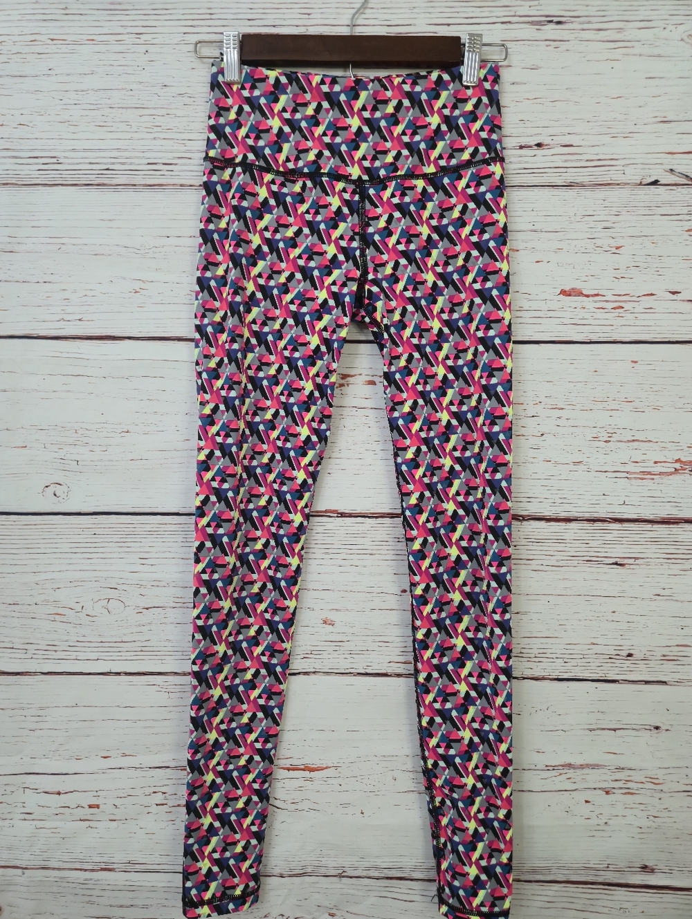 VSX Victoria’s Secret Knockout Geo Print Leggings XS Pink Multicolor Activewear